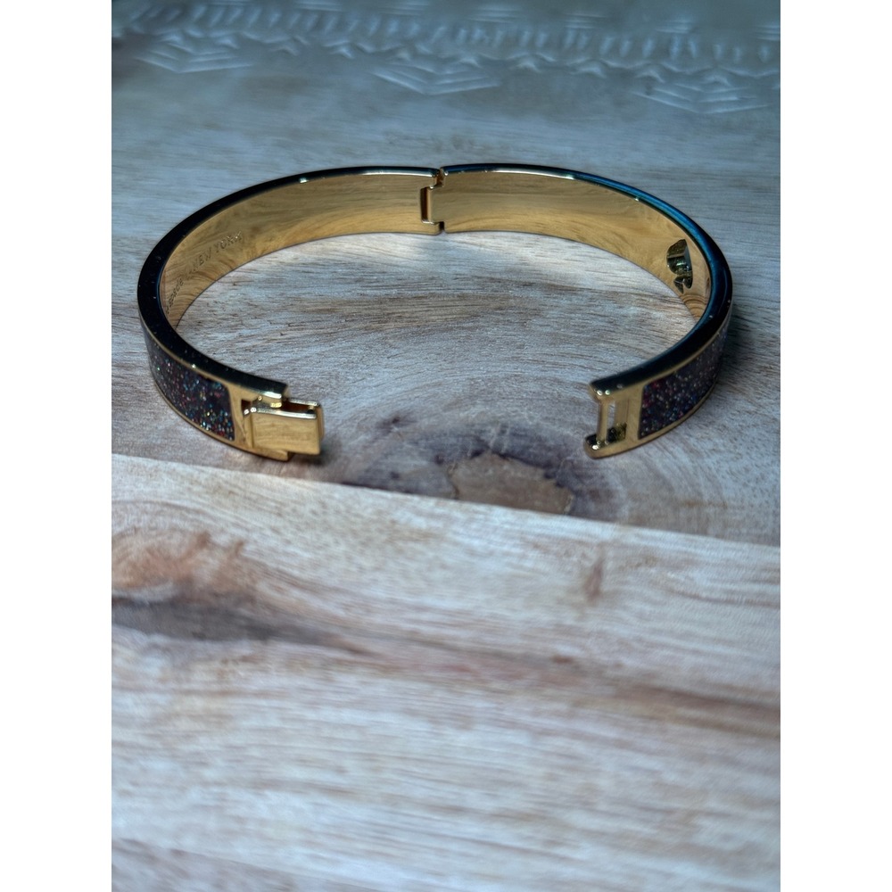Kate Spade Bangle OS Gold Multi Glitter Hole Punch Spade Hinge Bracelet - Picture 3 of 4